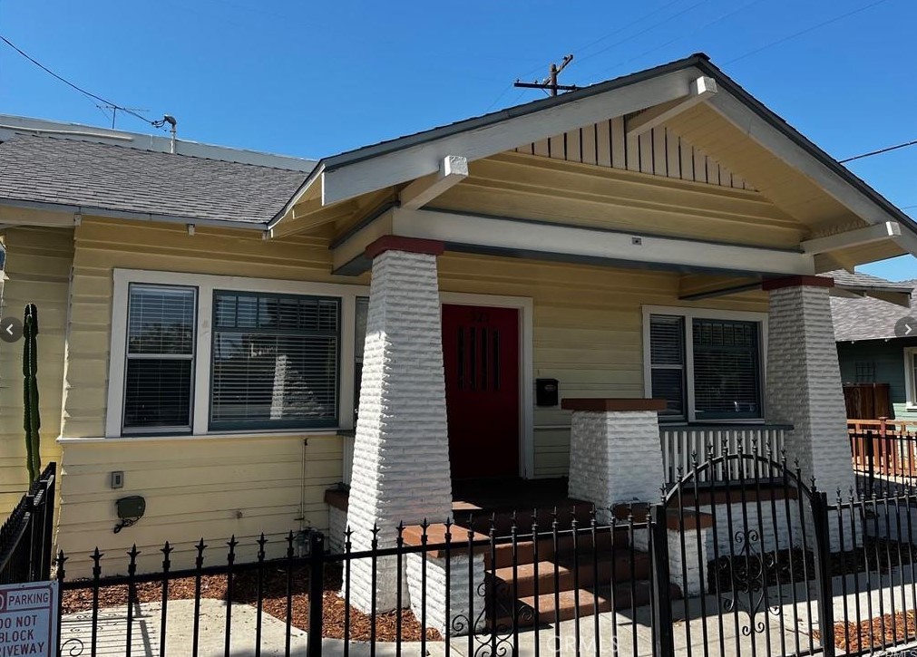 521 Olive Avenue Property Photo 1