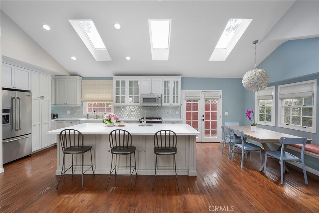 724 35th Street Property Photo