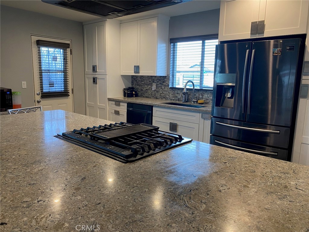 879 E Turmont Street Property Photo 5