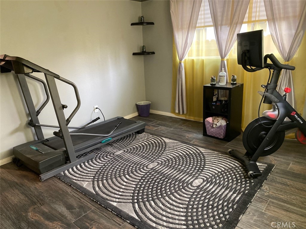 879 E Turmont Street Property Photo 14