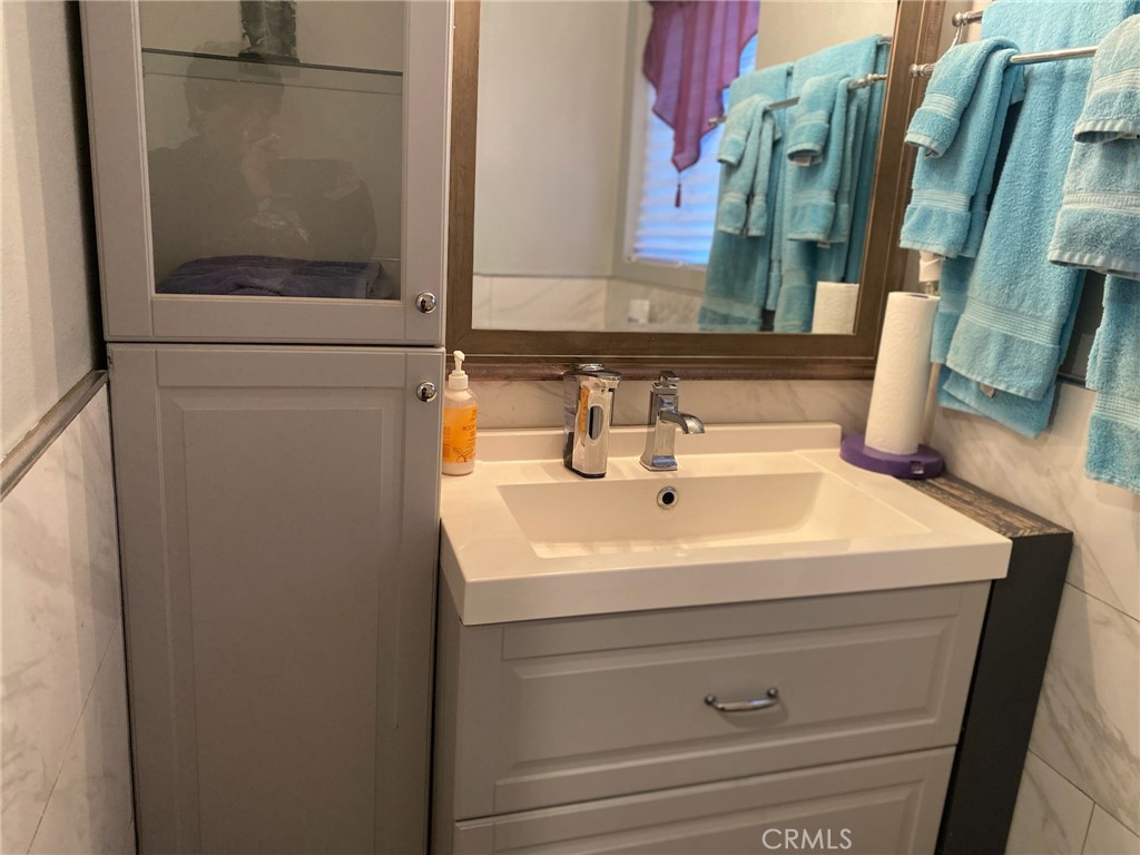 879 E Turmont Street Property Photo 17