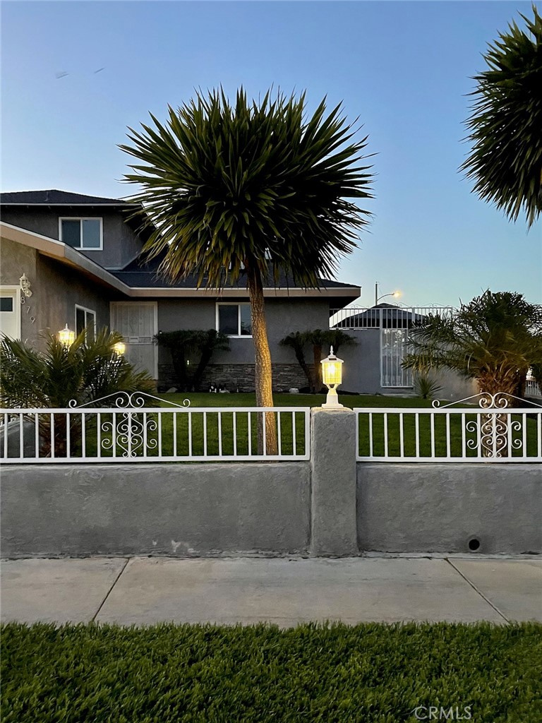 879 E Turmont Street Property Photo 19