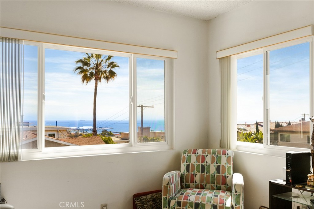 740 W 27th Street 1 Property Photo 33