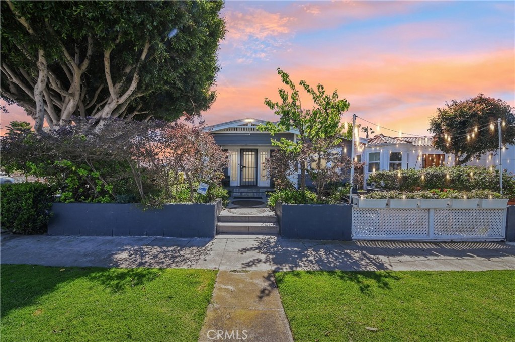 1107 S Pacific Coast Property Photo