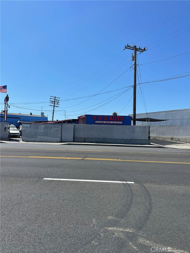 19031 S Main Street Property Photo