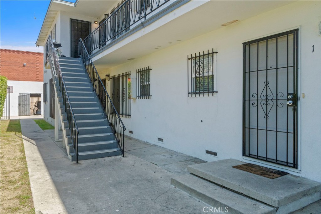 3205 Bartdon Avenue Property Photo 3