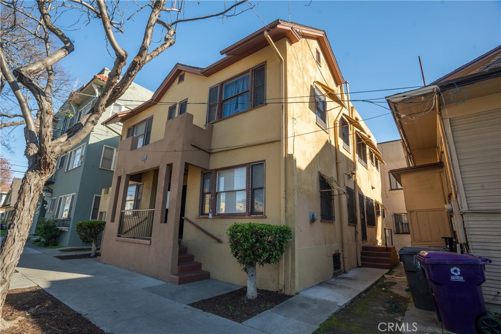 334 W 5th Street Property Photo 1