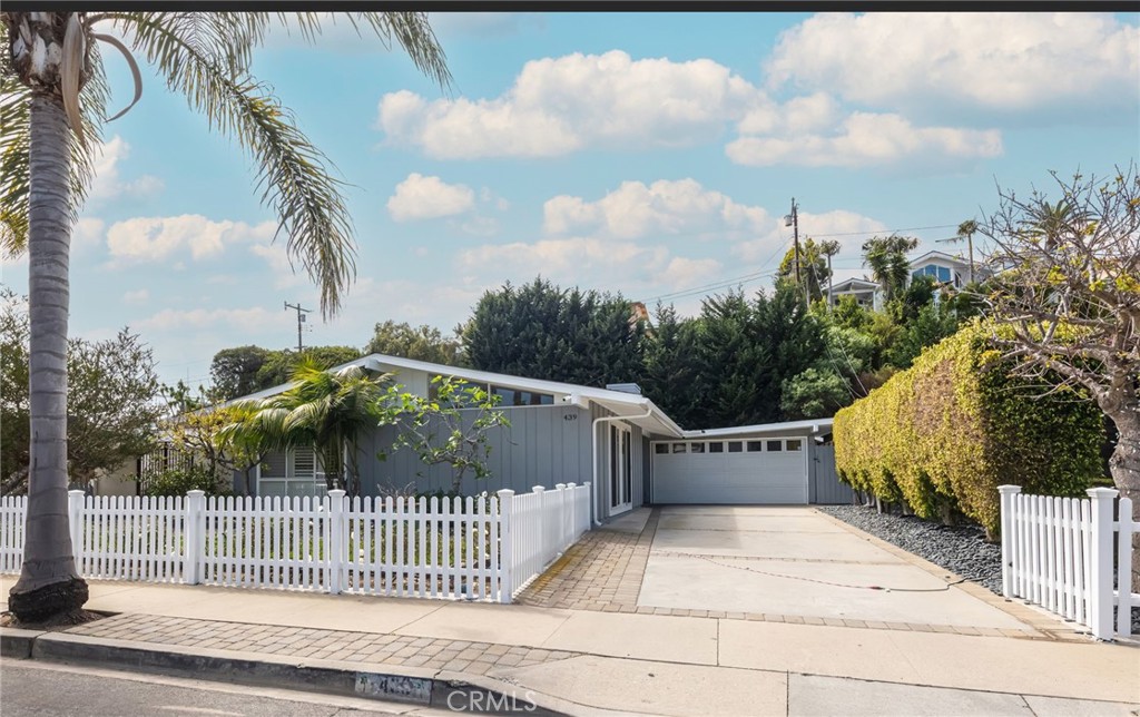 Manhattan Beach Real Estate Listings Main Image