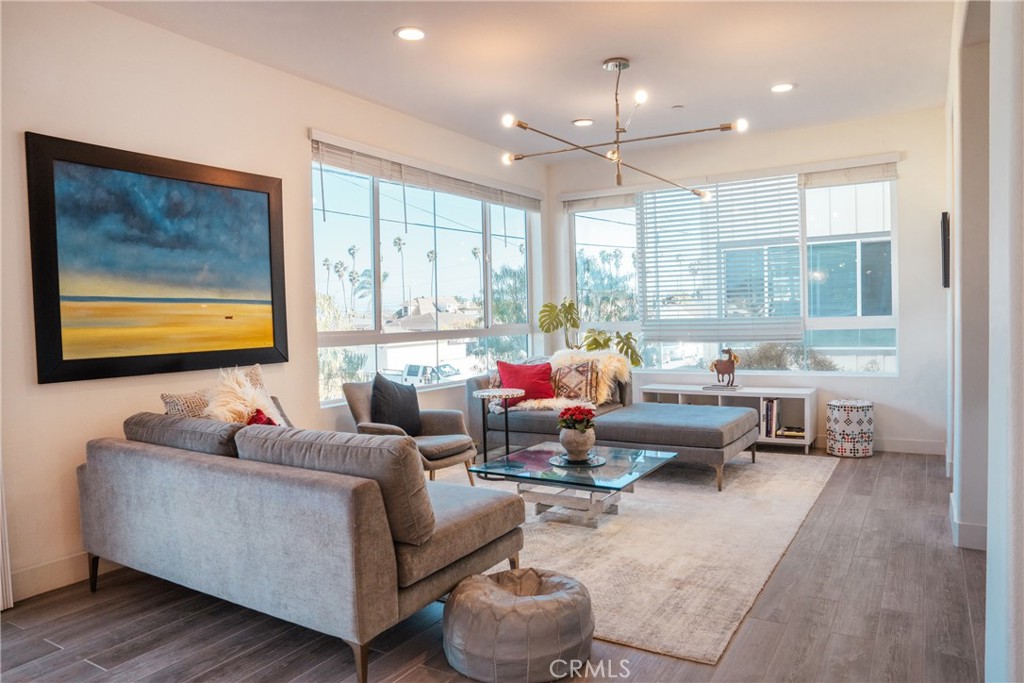 1807 S Mesa Street Property Photo
