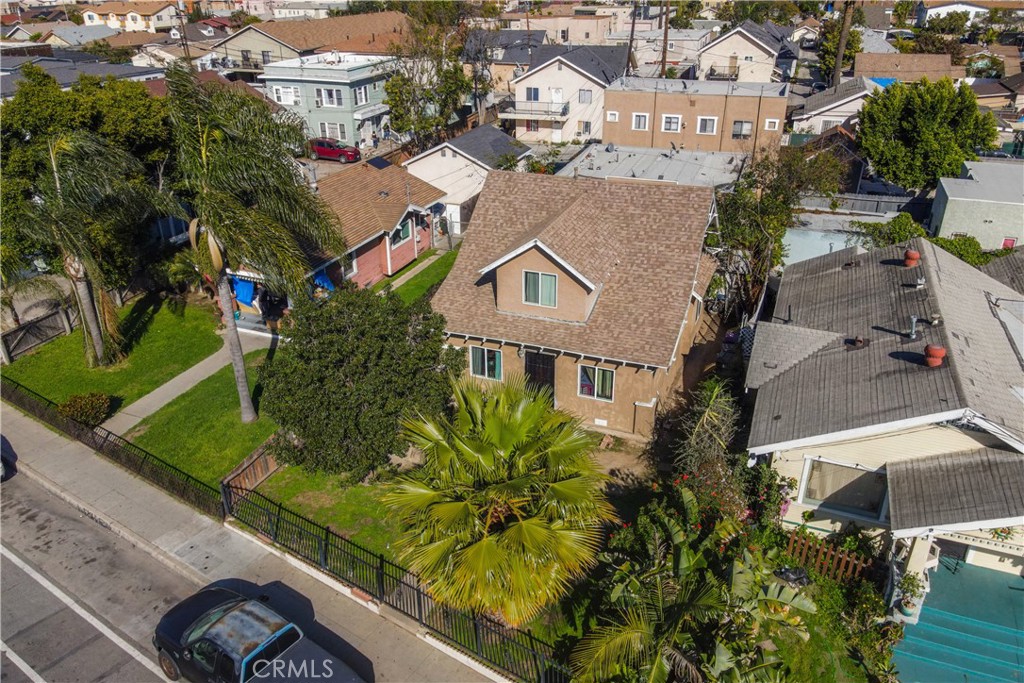 816 Alamitos Avenue Property Photo 1