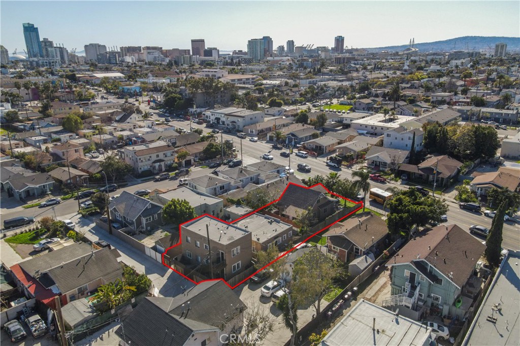 816 Alamitos Avenue Property Photo 7