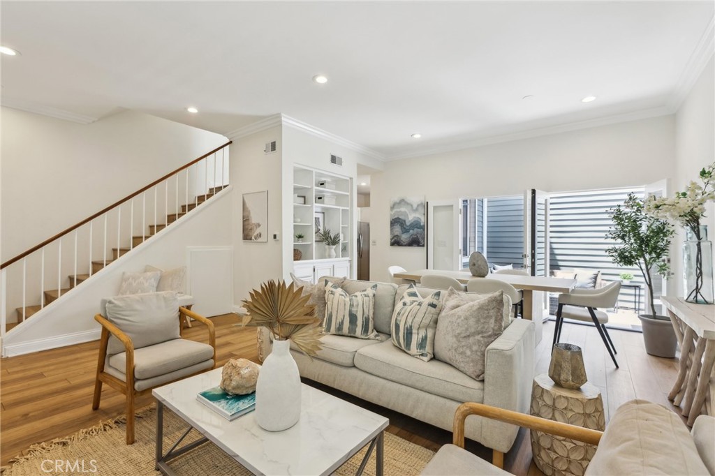 1304 12th Street B Property Photo 1