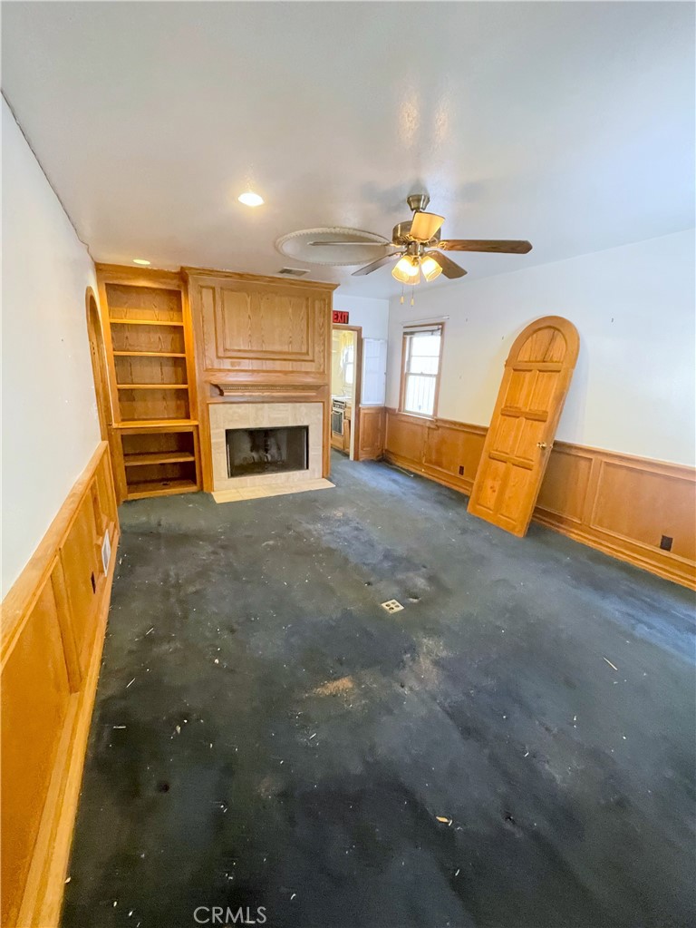615 W 9th Street Property Photo 5
