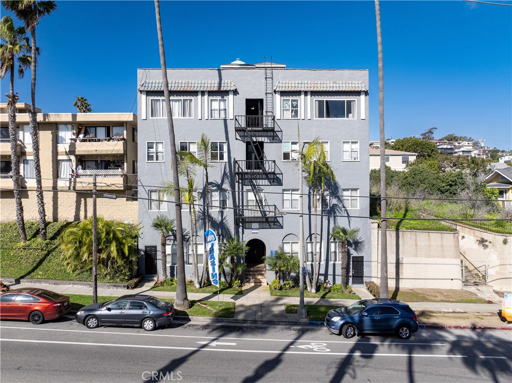 3621 S Pacific Avenue Property Photo 1