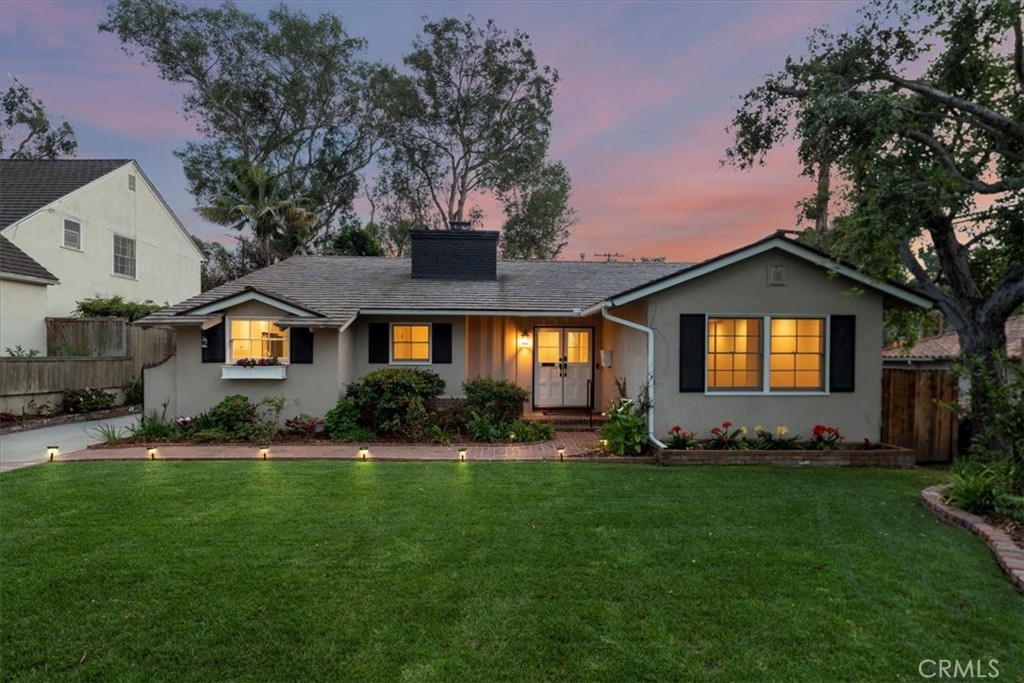 3700 Palos Verdes Drive N Property Photo