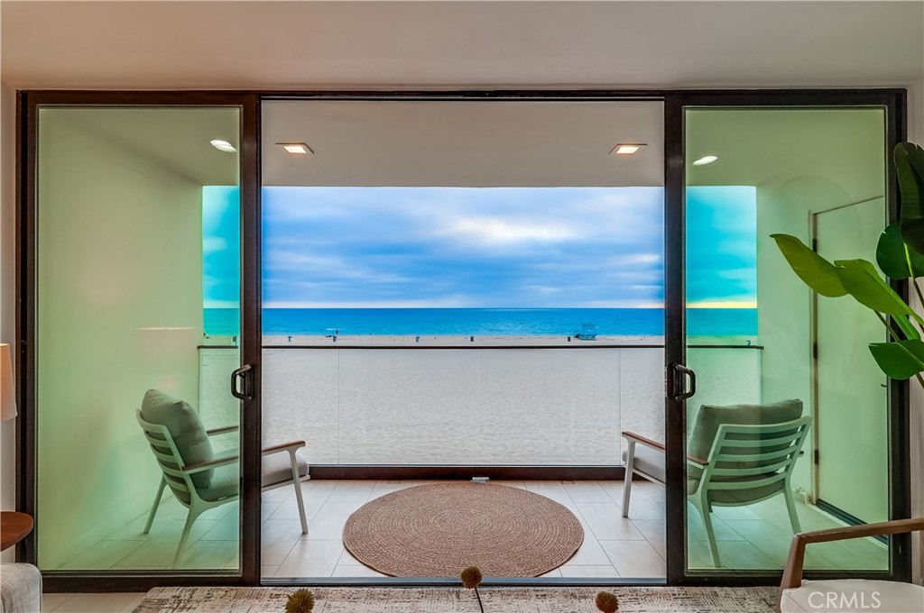 1510 The Strand Property Photo 1