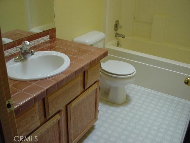 1328 Heritage Hills Court Property Photo 12