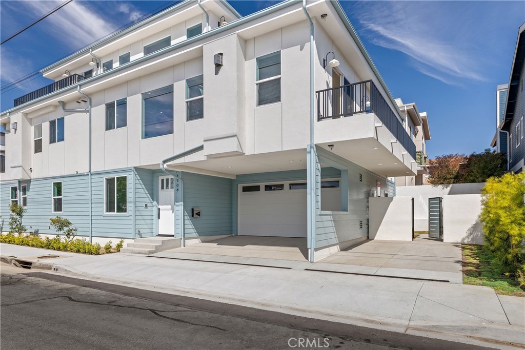1708 Blossom Property Photo 1