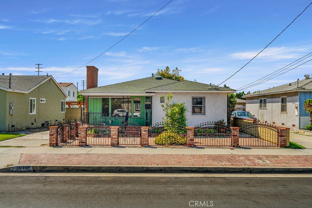 1611 Bay View Avenue Property Photo 1