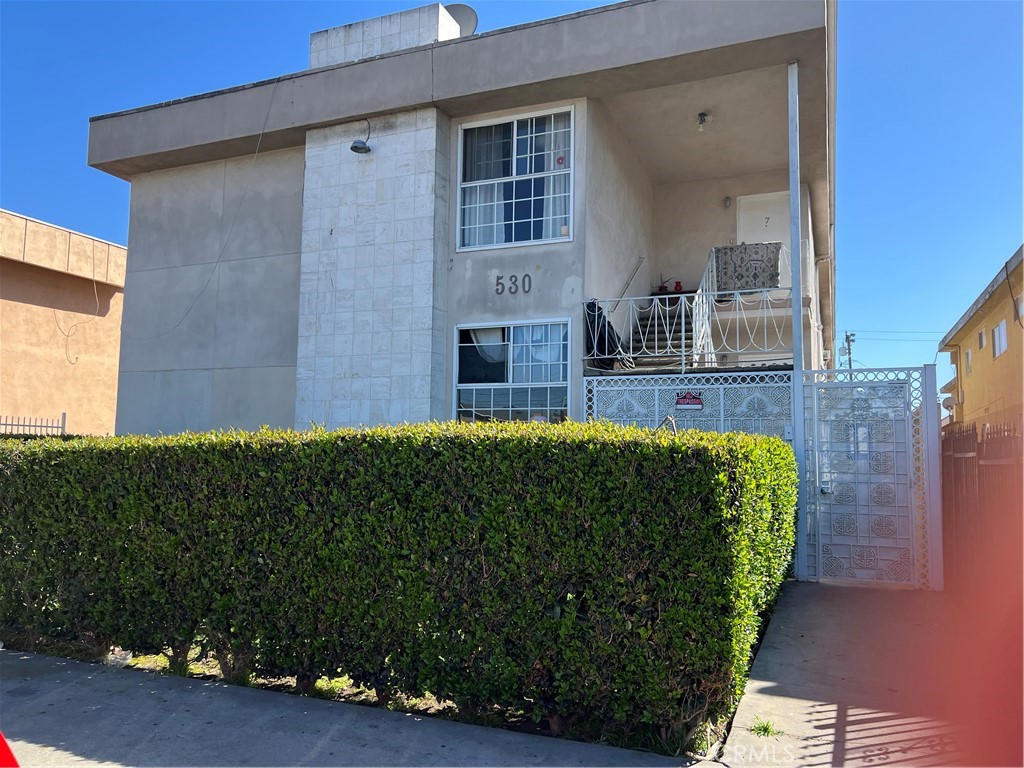 530 W Olive Street Property Photo