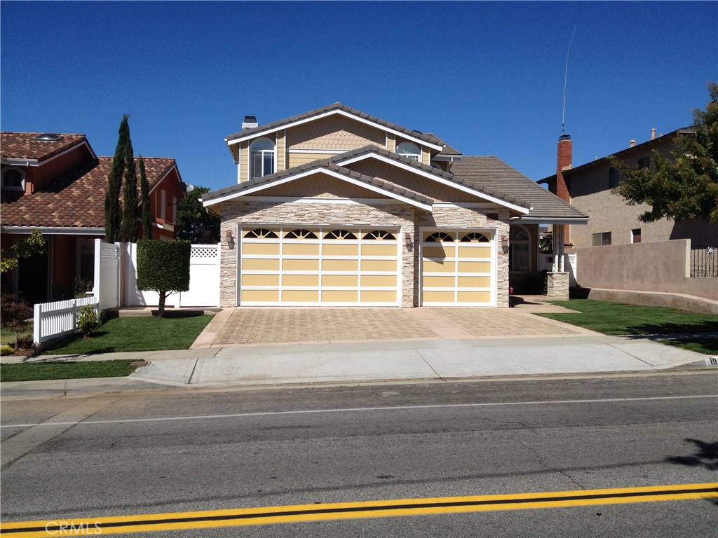 1915 W 235th Street Property Photo