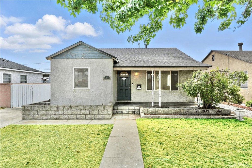 15322 Casimir Avenue Property Photo 1