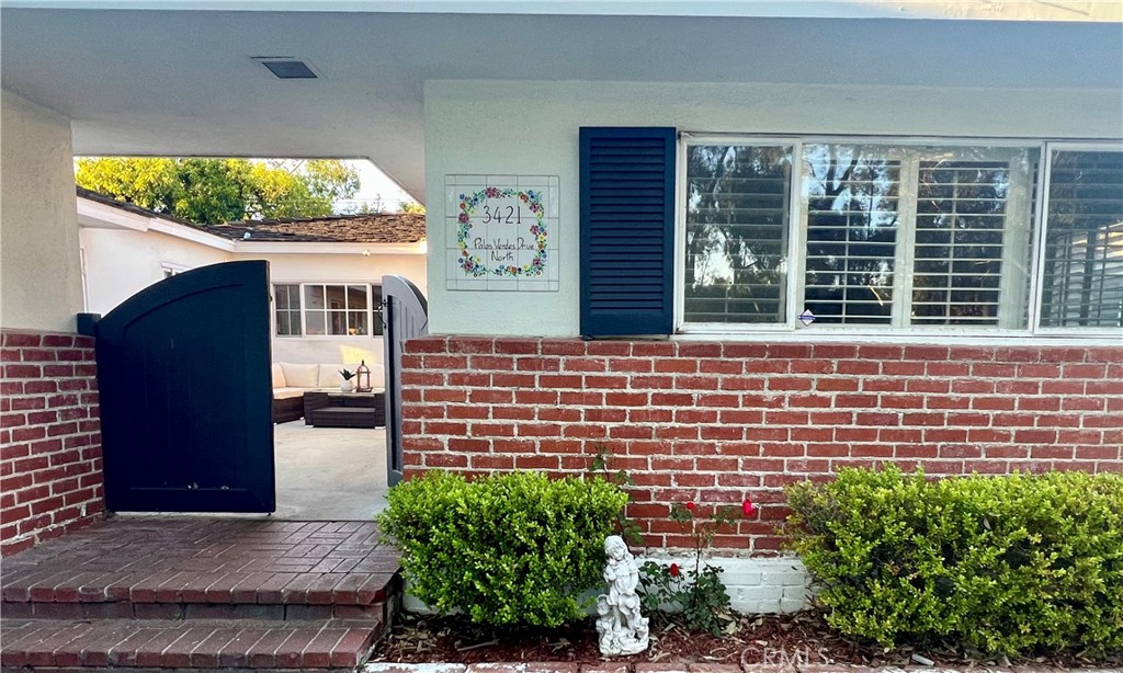 3421 N Palos Verdes Drive N Property Photo