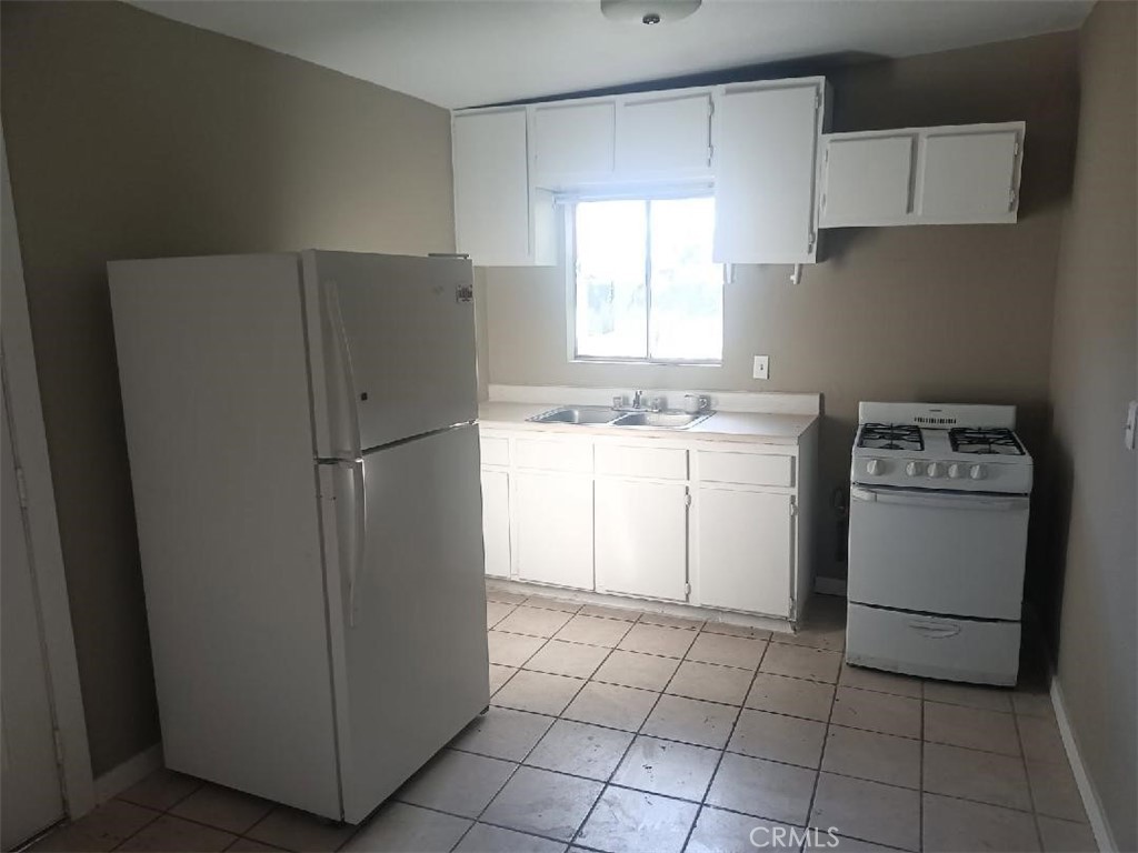 8056 Grace Avenue Property Photo 3