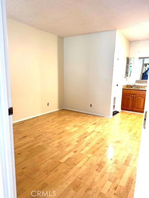 1007 S Catalina Avenue 107 Property Photo 13