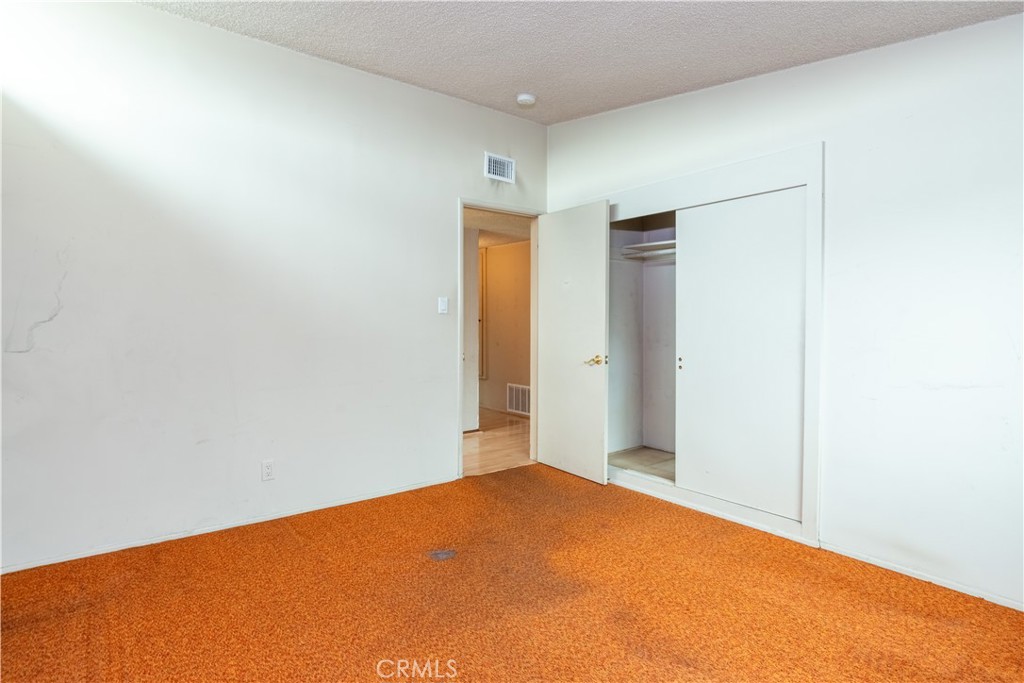 16928 S Raymond Place Property Photo 19