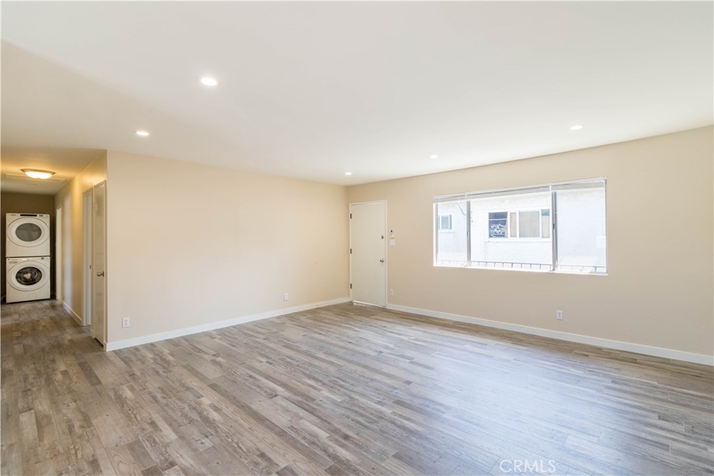 2102 Mathews Avenue D Property Photo 4