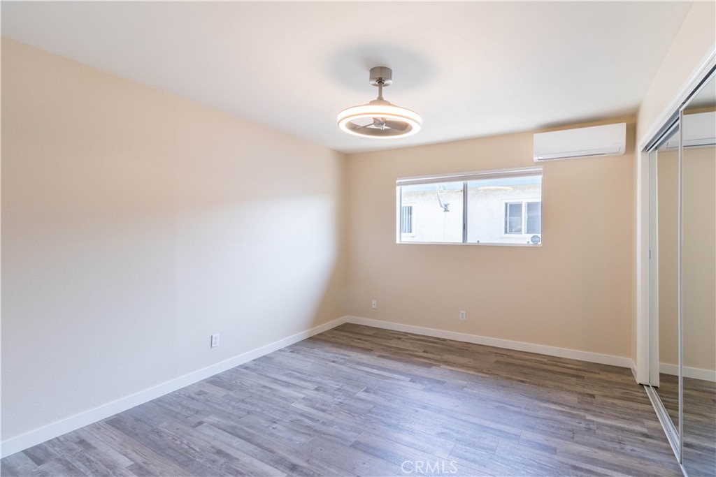 2102 Mathews Avenue D Property Photo 6