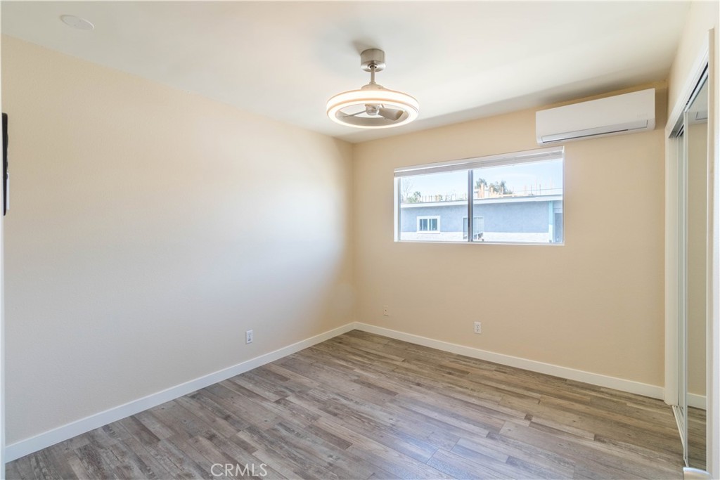 2102 Mathews Avenue D Property Photo 8