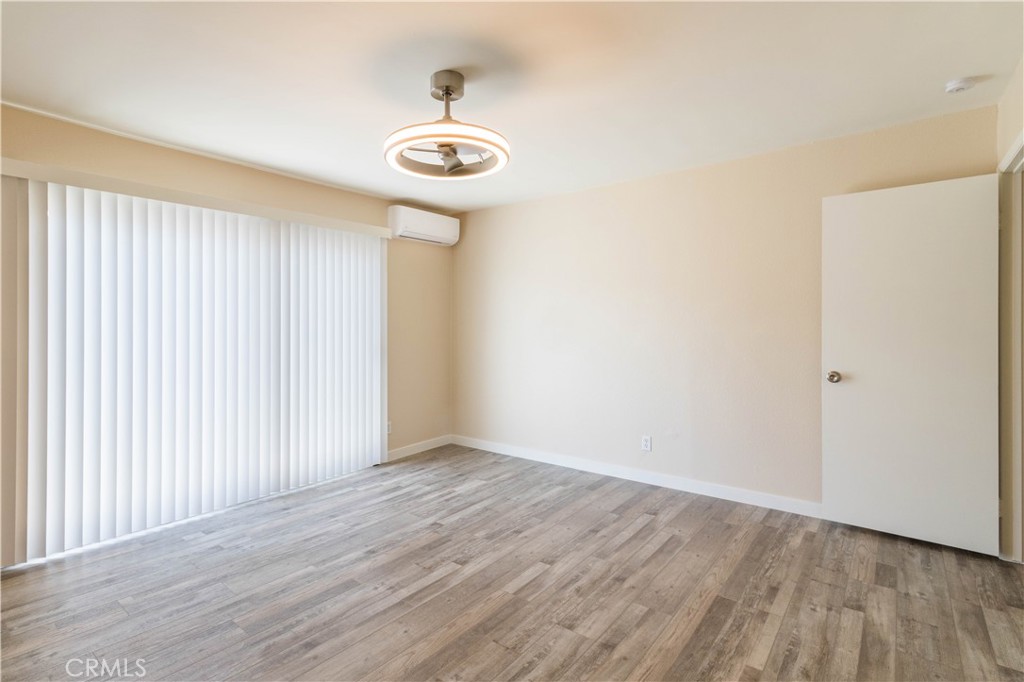 2102 Mathews Avenue D Property Photo 11