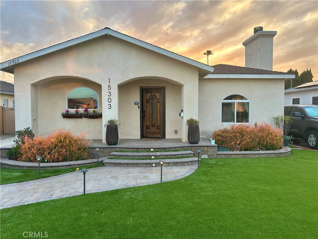 15303 Ermanita Avenue Property Photo 1
