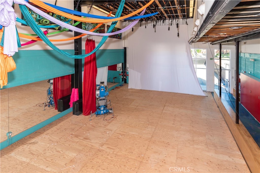 512 N Pacific Coast Highway Property Photo 11