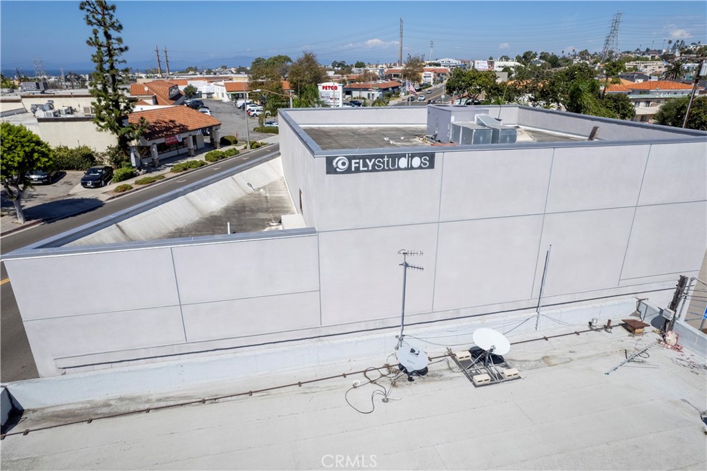512 N Pacific Coast Highway Property Photo 24