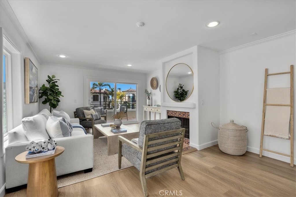 157 S Redondo Bch W Of Pch Real Estate Listings Main Image