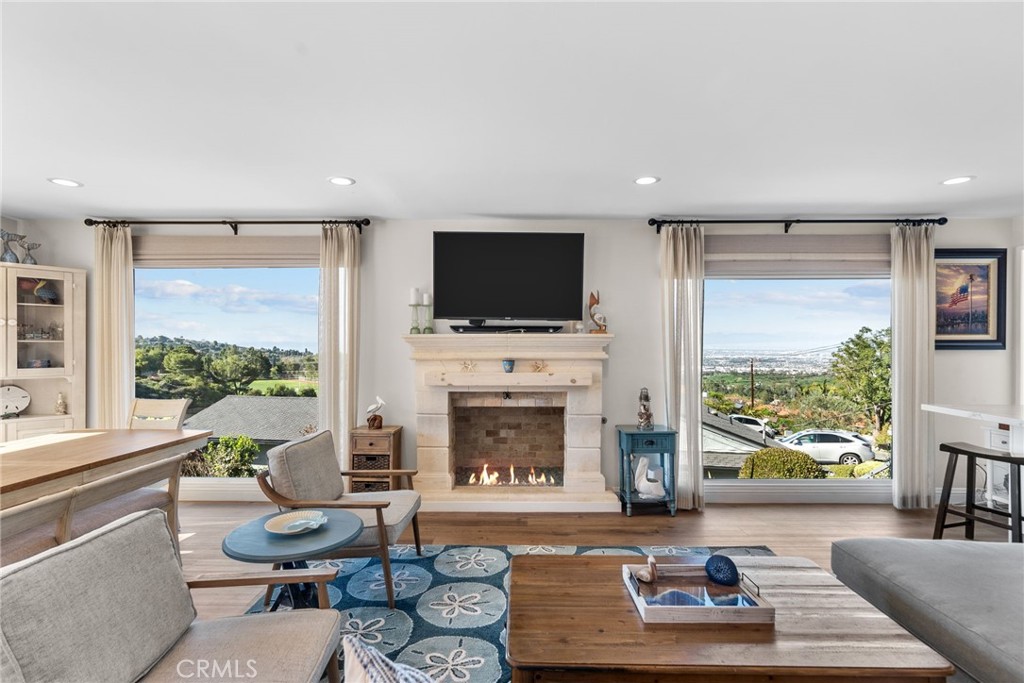 27361 Rainbow Ridge Road Property Photo