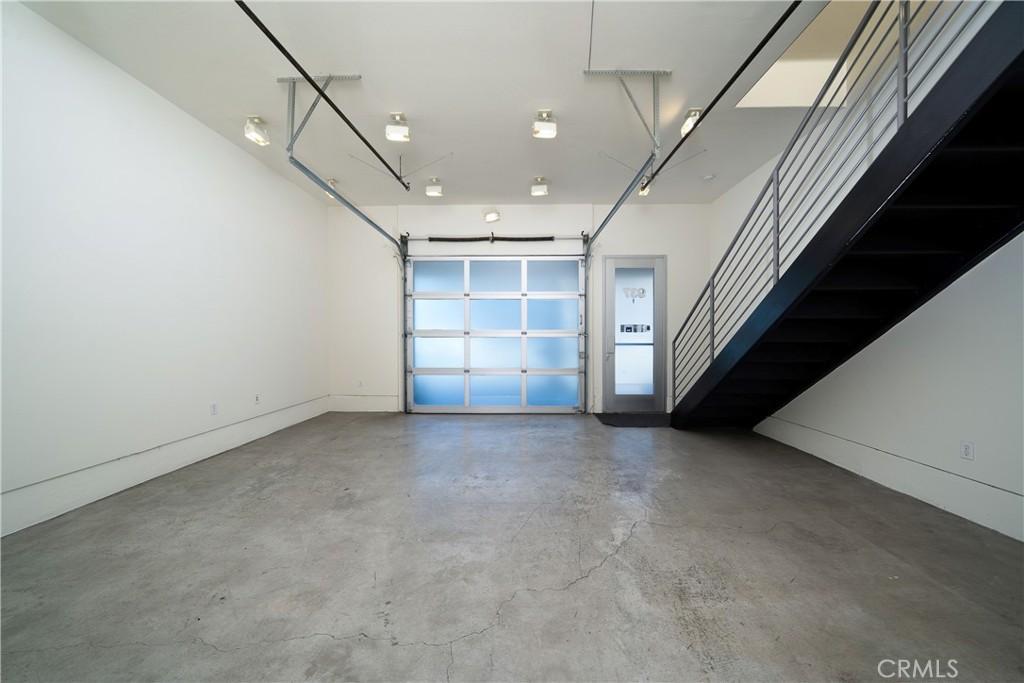937 E Santa Ana Boulevard Property Photo 12
