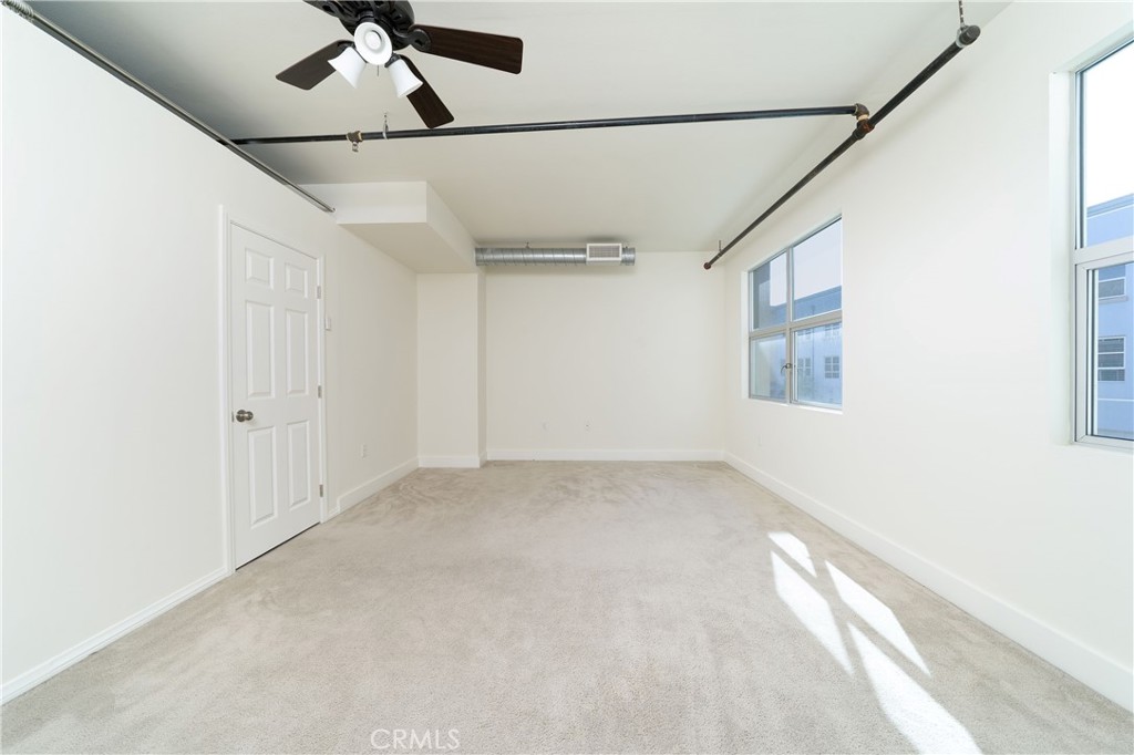 937 E Santa Ana Boulevard Property Photo 17