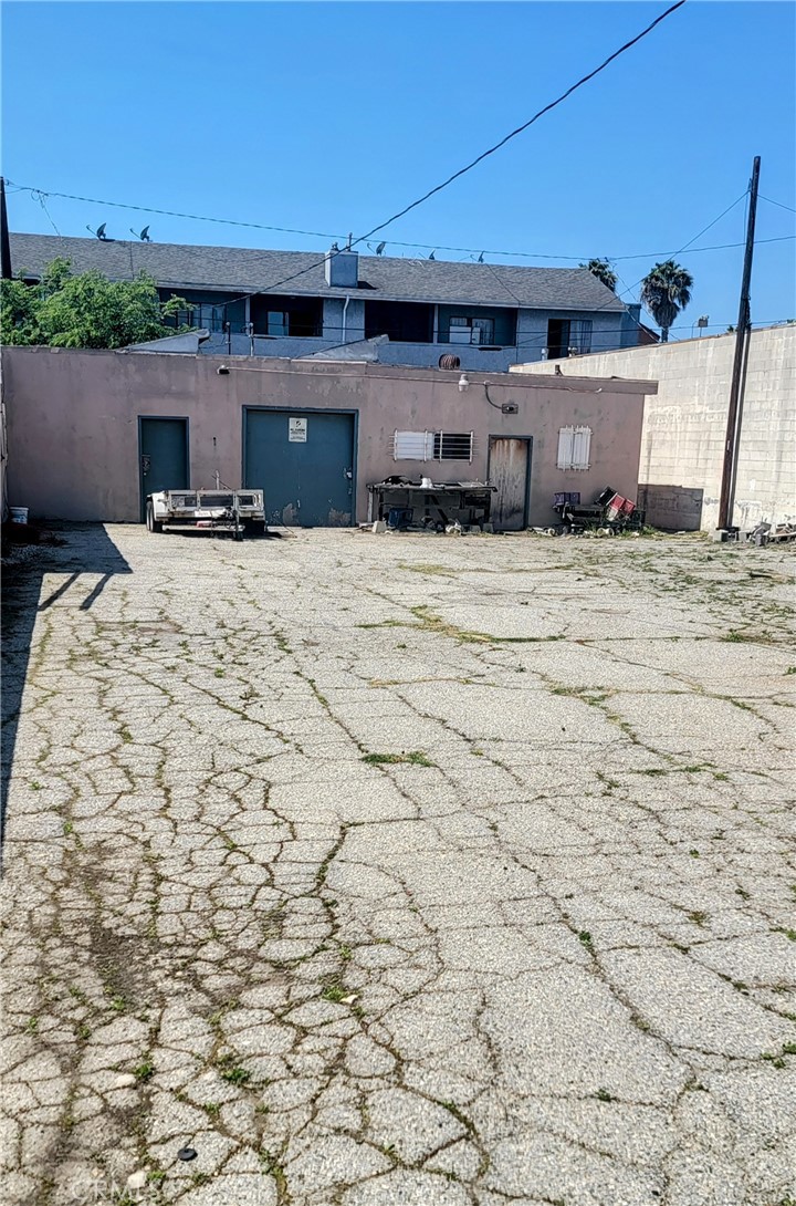 509 Centinela Avenue Property Photo 4