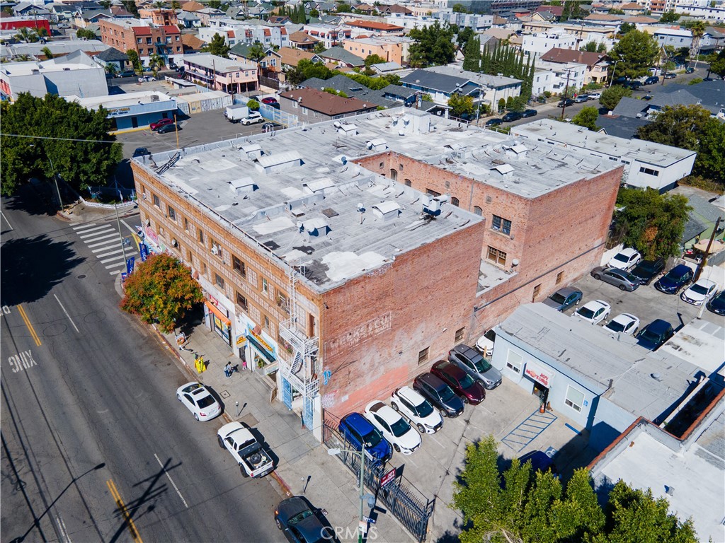2709 W Pico Boulevard Property Photo 6