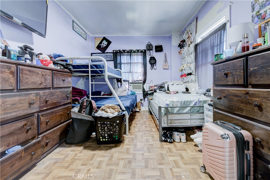 2709 W Pico Boulevard Property Photo 17