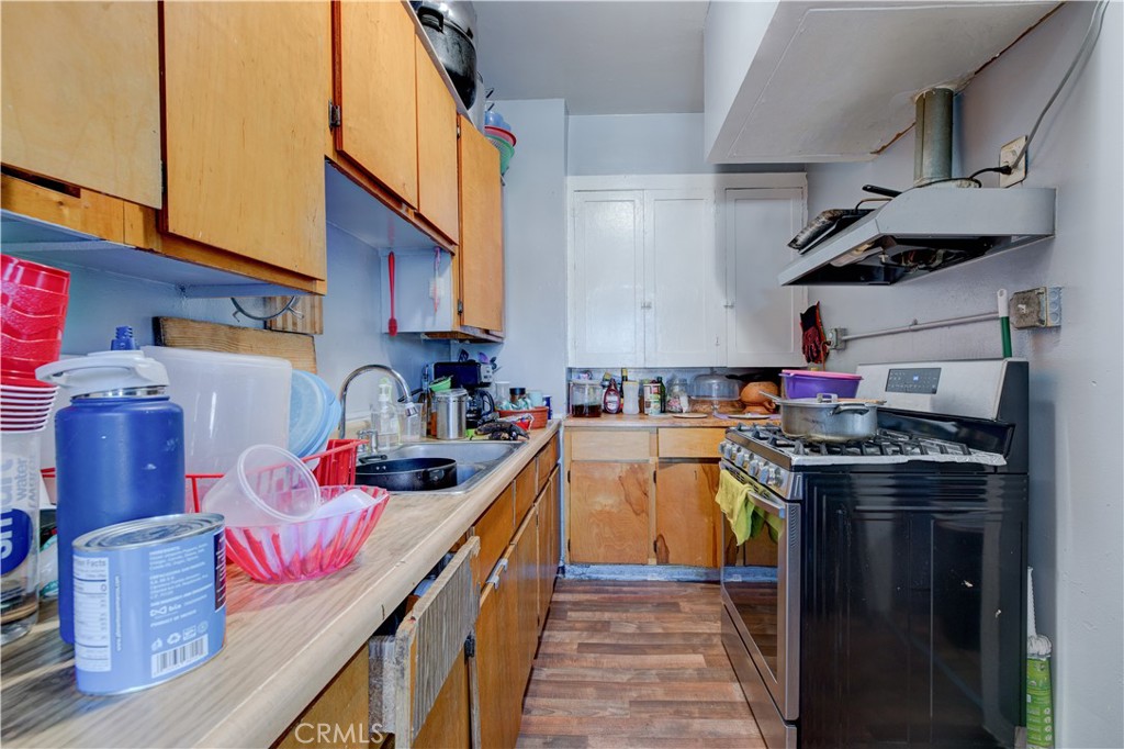 2709 W Pico Boulevard Property Photo 21