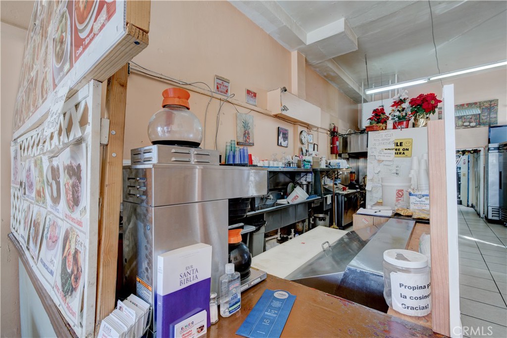 2709 W Pico Boulevard Property Photo 29