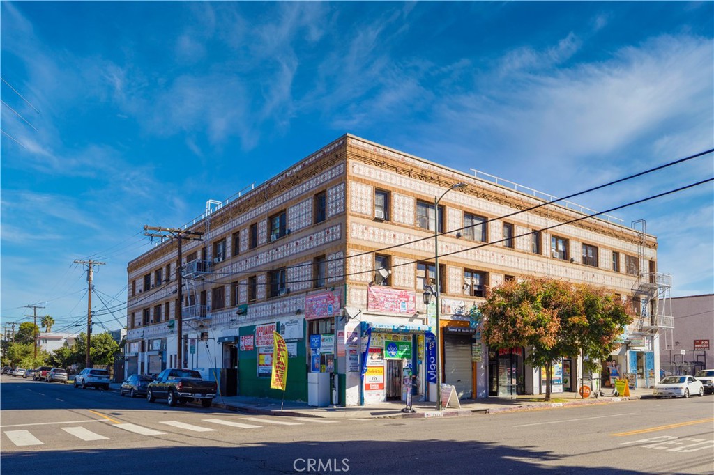 2709 W Pico Boulevard Property Photo 1