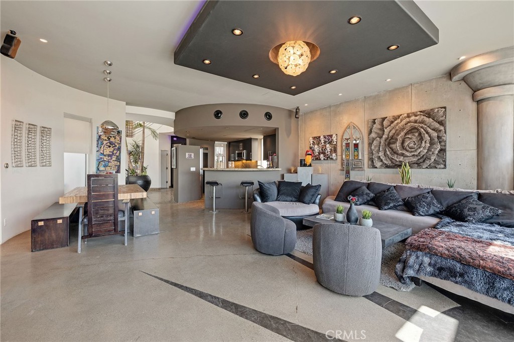 2024 The Strand Property Photo 15