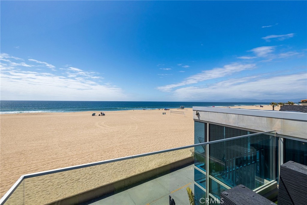 2024 The Strand Property Photo 44