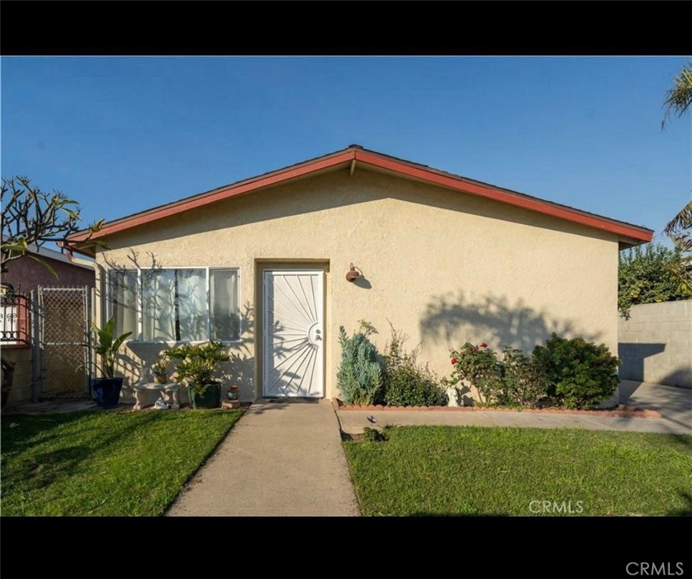1119 E M Street Property Photo 1